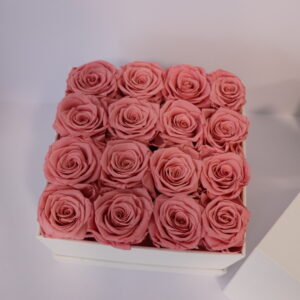 Medium Everlasting Roses (Square Box)