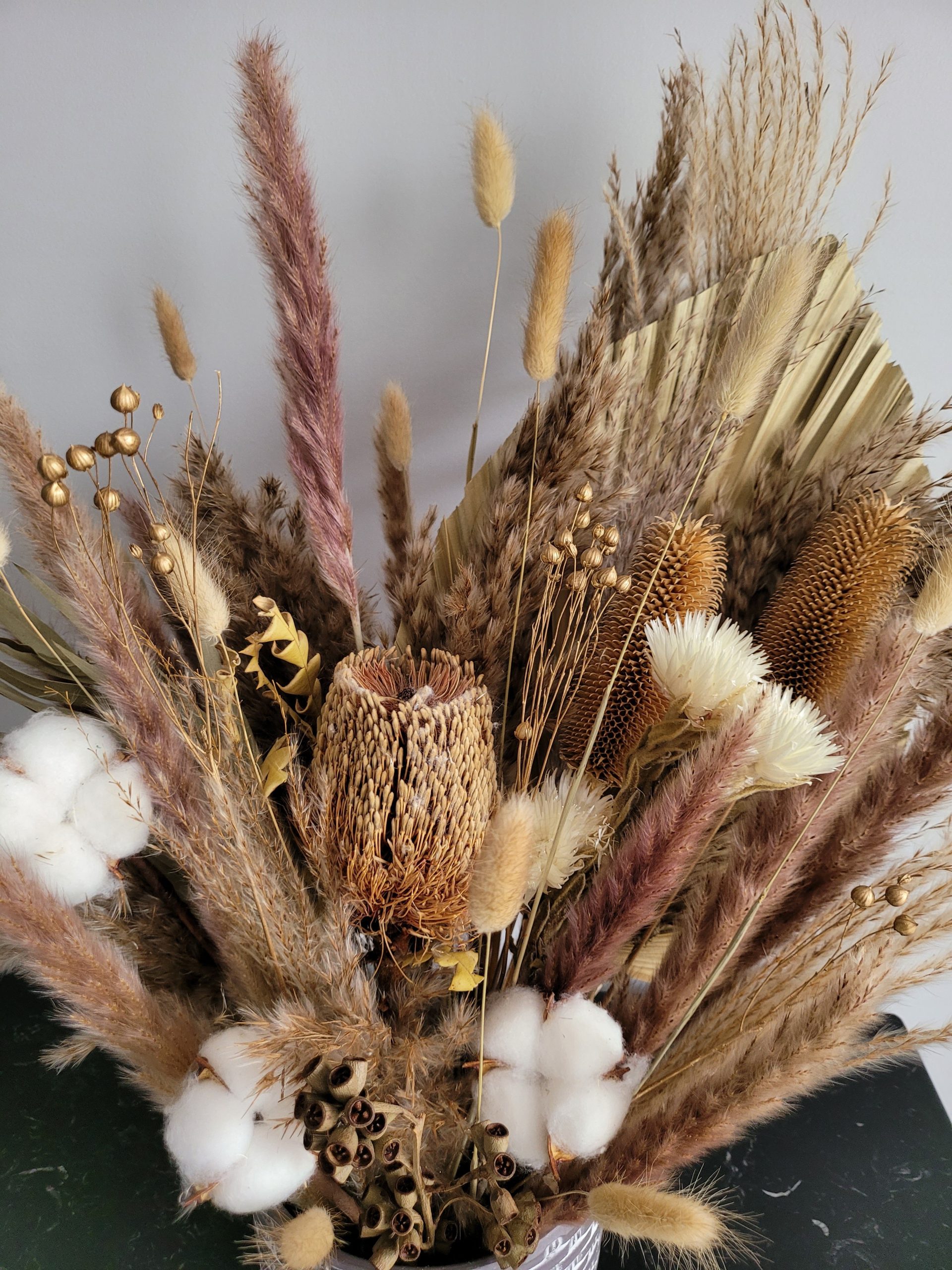 Dried Flowers Arrangement - Image 4